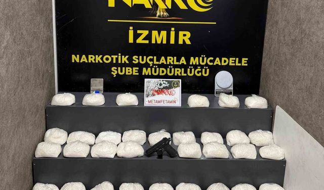 Karabağlar’da 32 kilo 450 gram metamfetamin ele geçirildi