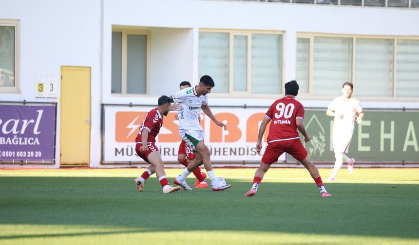 Karşıyaka Etimesgutspor'a 1-0 Yenilerek 5 Sezon Sonra Lige Mağlubiyetle Başladı