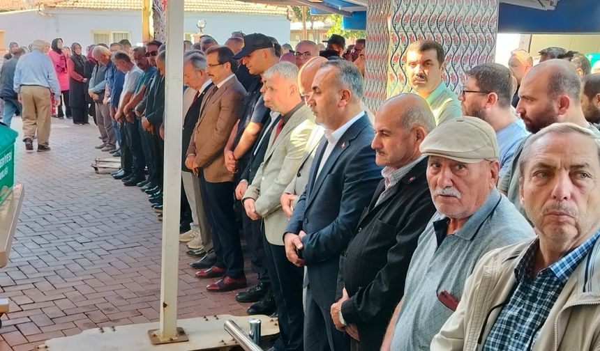 Şehit Annesi Fatma Karakaya Son Yolculuğuna Uğurlandı