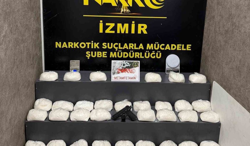 Karabağlar’da 32 kilo 450 gram metamfetamin ele geçirildi