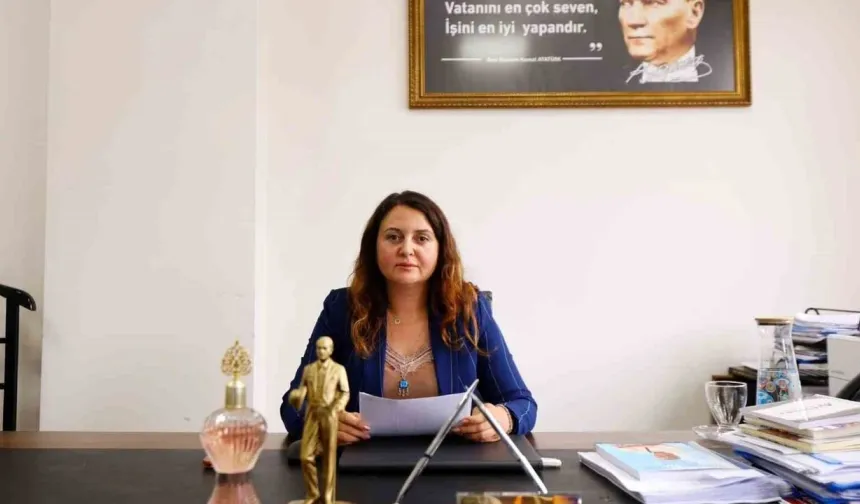 Emine Özge Arslan görevden alınmasını siyasi tercihlerine bağladı